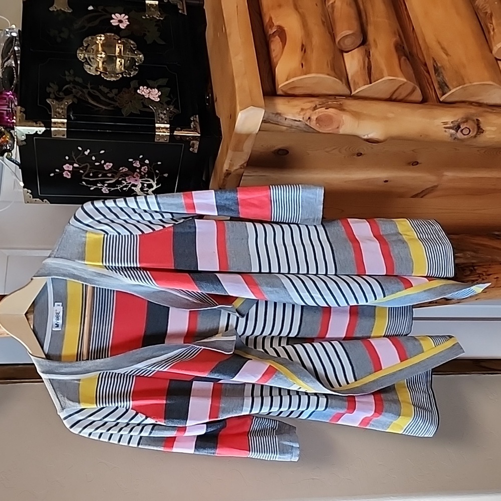 Myobe Cardigan